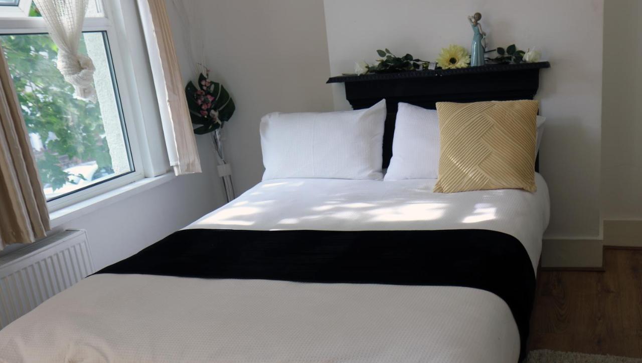 Cozy Rooms Or Apartment In London Townhouse Fast Links To Central Exterior foto